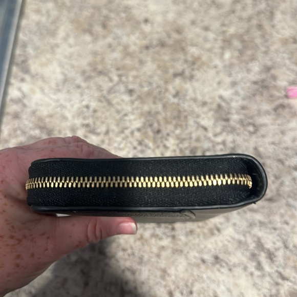 Burberry Zippered Wallet - Picture 5 of 11